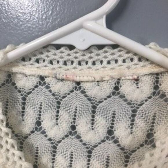 button up cardigan delicate knit ivory classic librarian coquette vintage spring - Picture 4 of 9